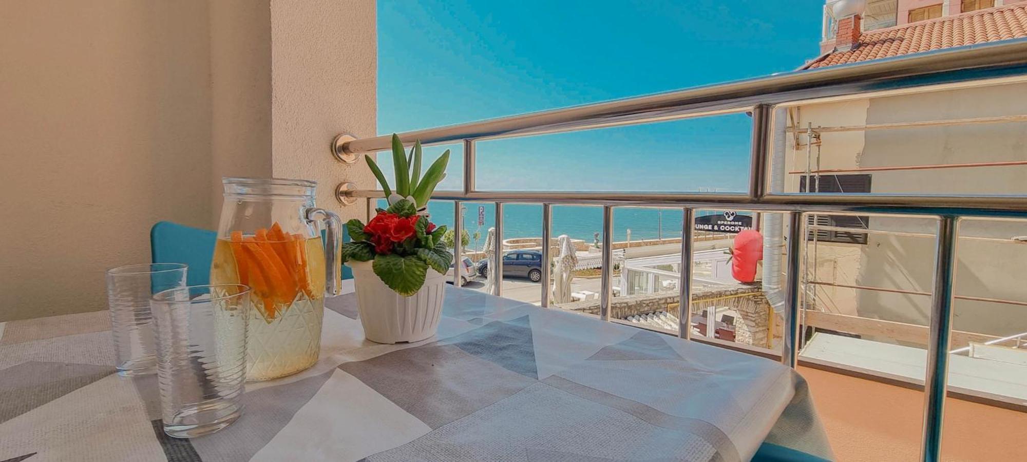 Libera One Apartment Novigrad  Luaran gambar